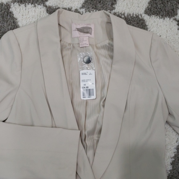 Long blazer with one button - Picture 3 of 4